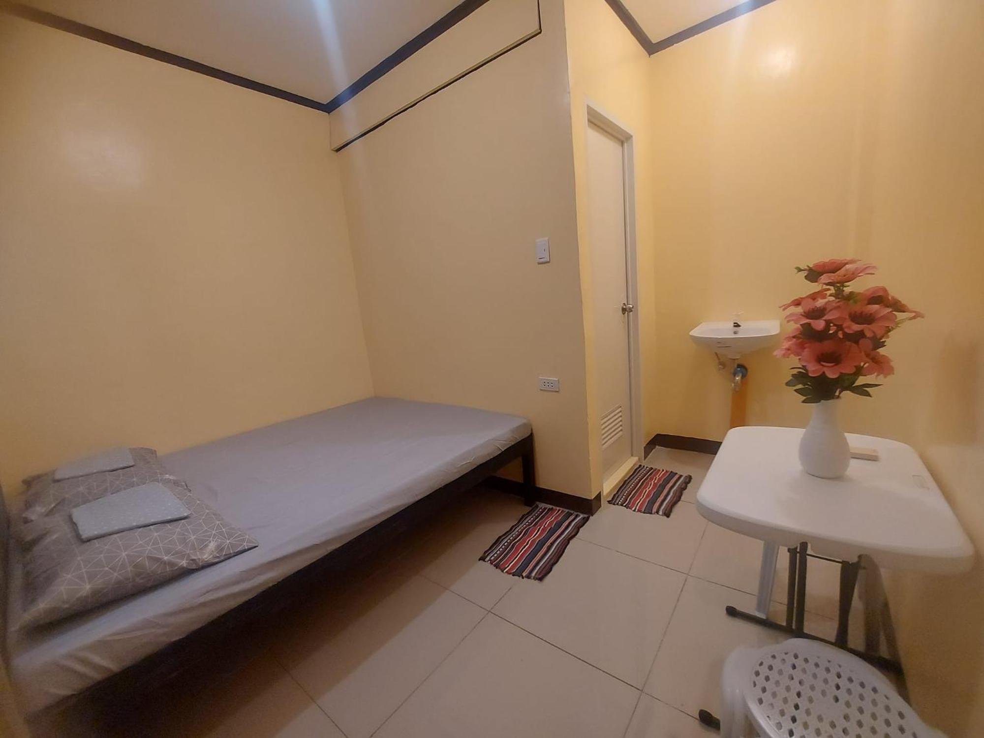 Cheri Backpackers Hostel Moalboal Eksteriør billede