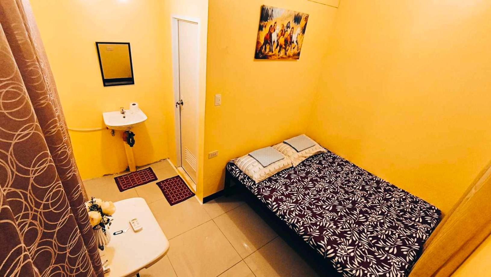 Cheri Backpackers Hostel Moalboal Eksteriør billede